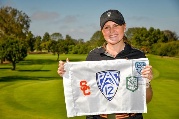 Olivia Mehaffey winning her golf Pac-12 individual championship